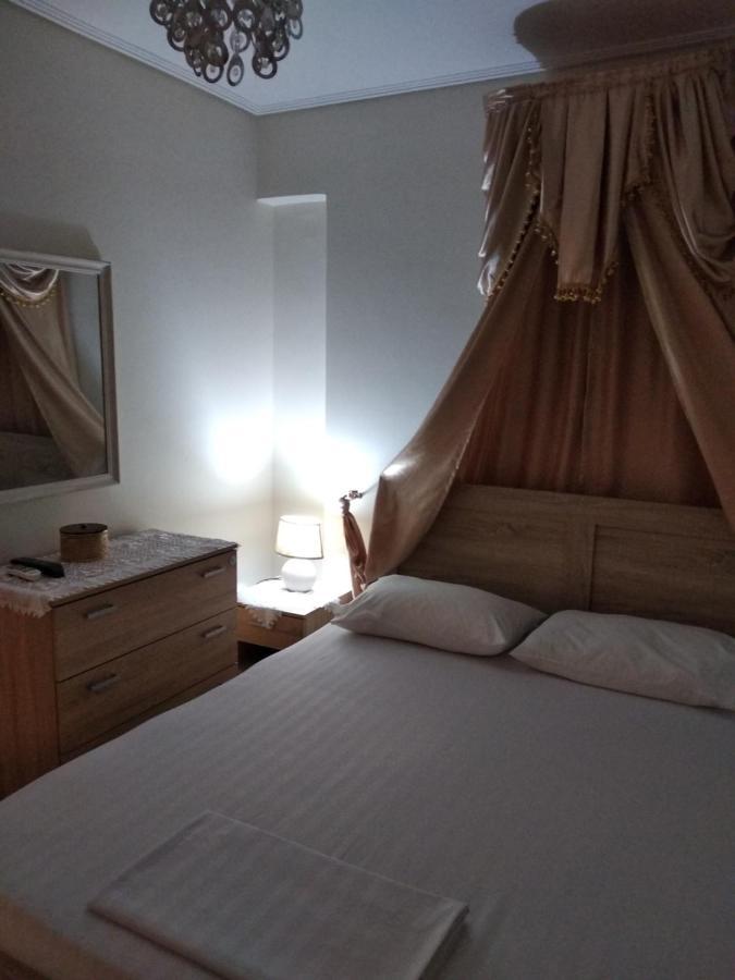 Penthouse Deluxe Apartment At พีเรียส ภายนอก รูปภาพ